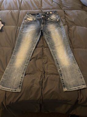 Miss Me Women's Light Blue Faded Capris